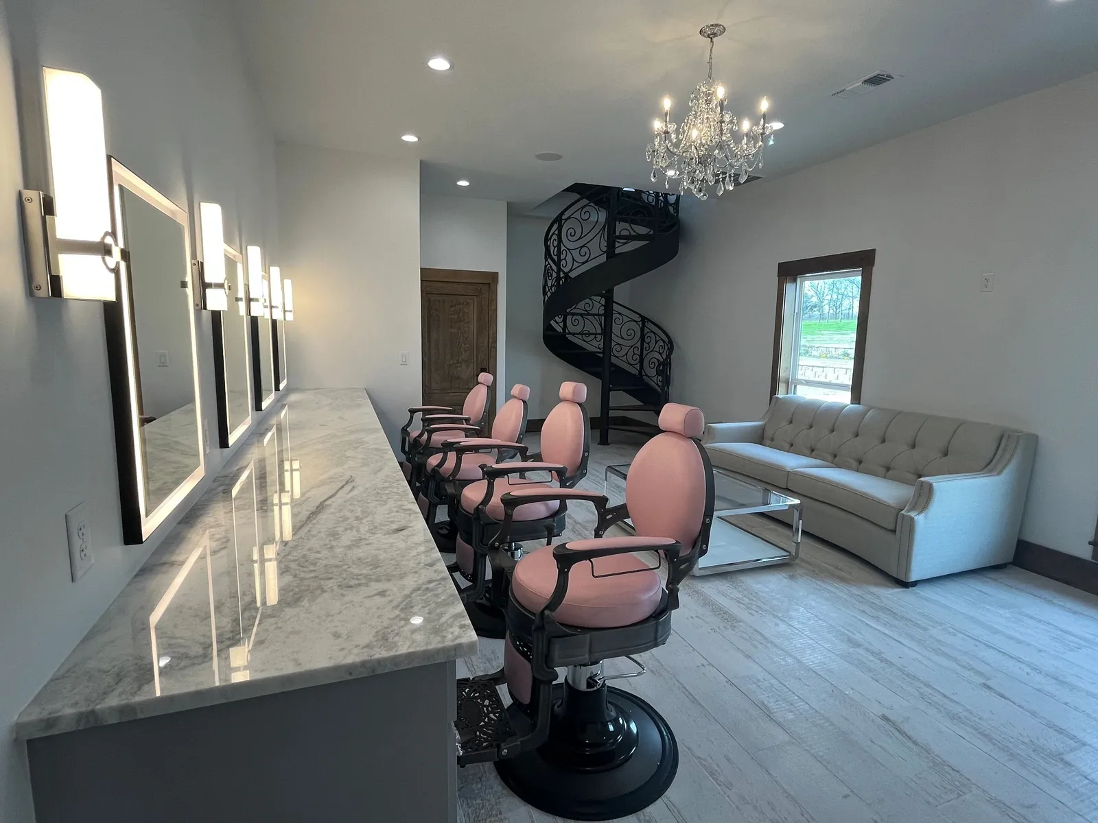 Chandelier and full-length mirror in the bridal suite of the Texas venue