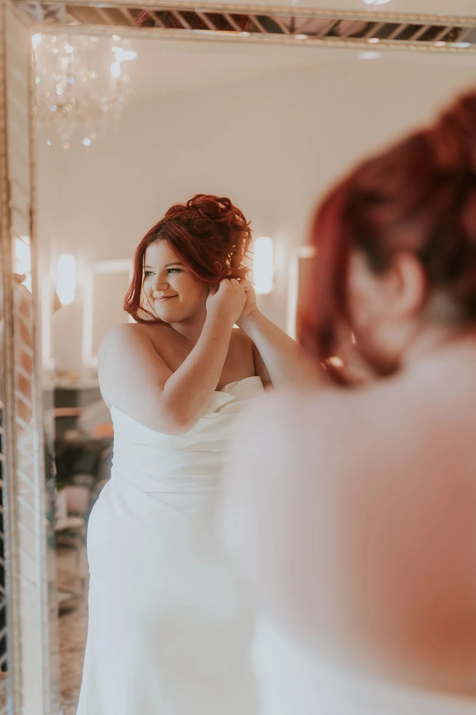 Bridal suite with elegant seating at the North Texas wedding venue